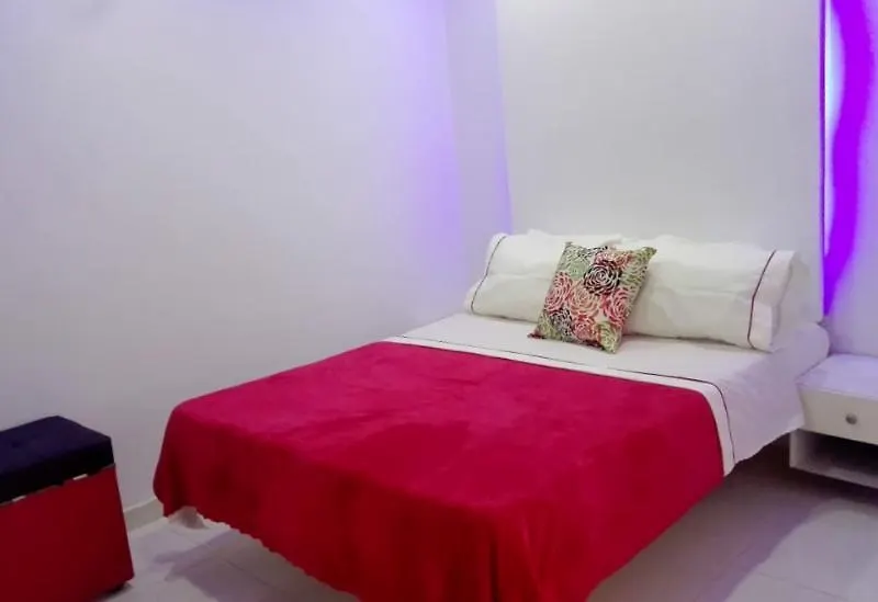 Hotel Hcr Pasarela Cali